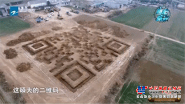 圖丨行業首臺AI智能挖掘機在寶馬展引圍觀