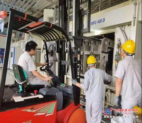 华菱星马:高温下的设备“守护者” ——记发动机分公司设备工程部