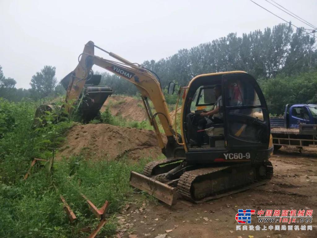 感恩之旅（十一） 北京贾老板：开着玉柴挖掘机建设祖国！