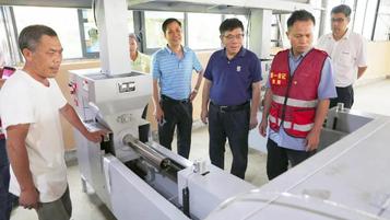 柳工机械:决胜全面小康 曾光安支招定点帮扶村