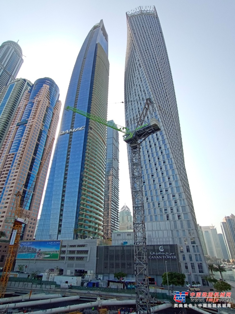 “一带一路”建设新高度 中联重科塔机助力全球最高酒店类项目