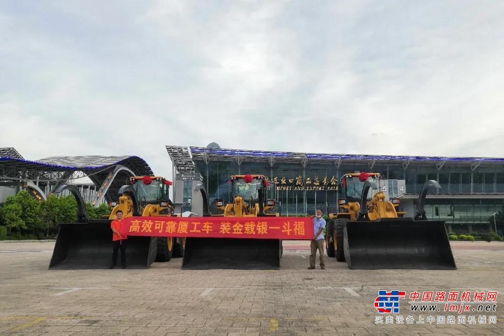 01	高效可靠厦工车