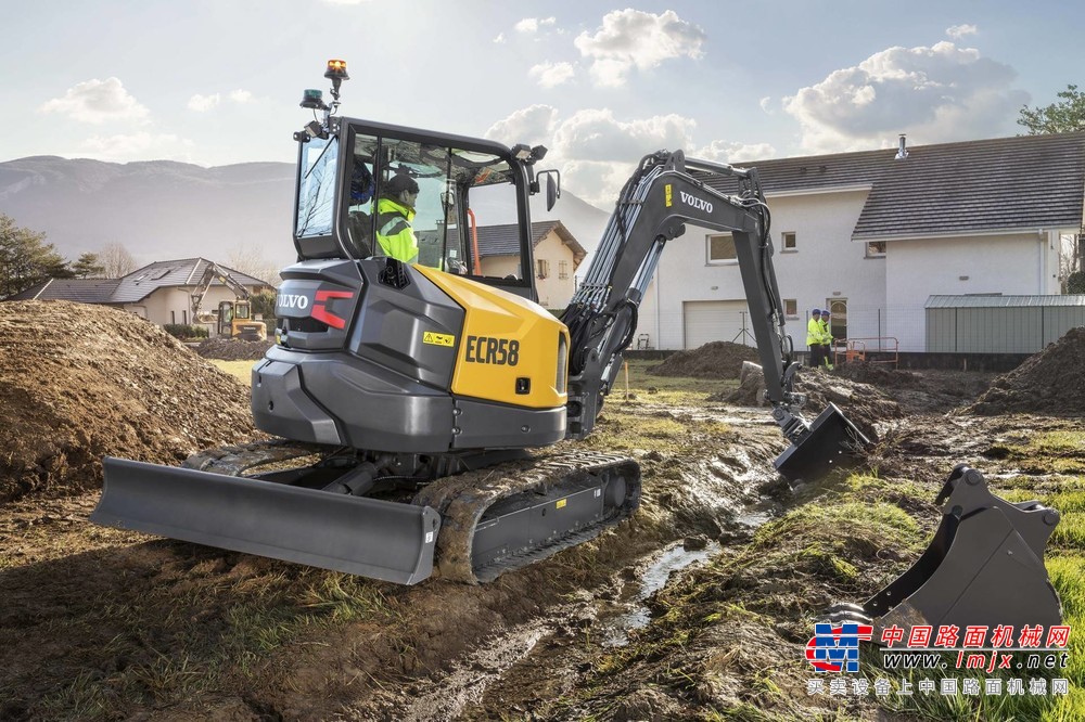 【海外新品】沃爾沃建築設備推出緊湊型挖掘機 ECR58