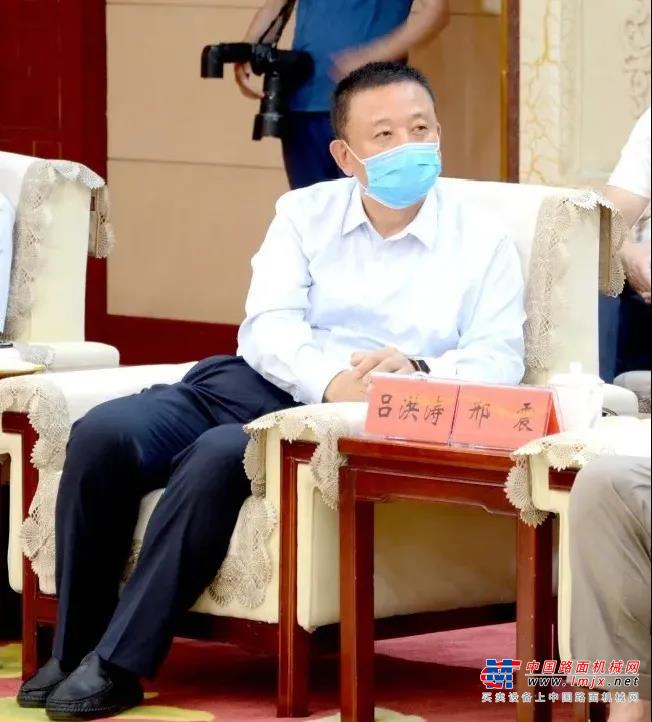 	”	————河北省委常委、石家庄市委书记邢国辉