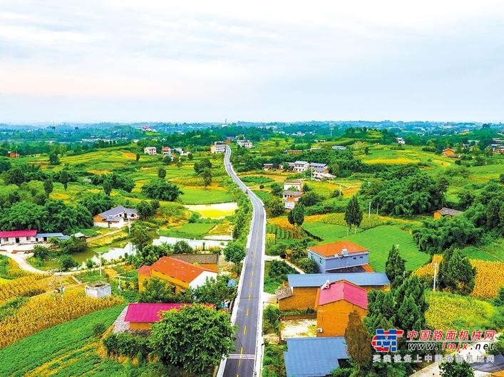 威远县：“四好农村路”，托起村民幸福梦