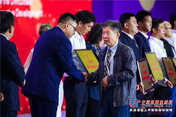这一全国性物流行业大奖，自2009年设立，每两年评选一次，在物流行业具有较高的公信力和影响力。