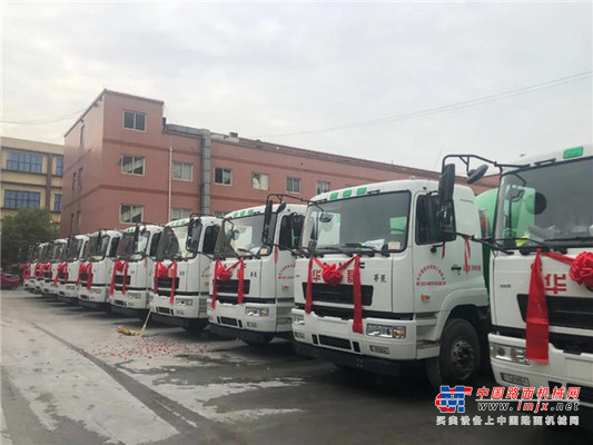 华菱星马“金九银十” 收获季 市场交车忙不停