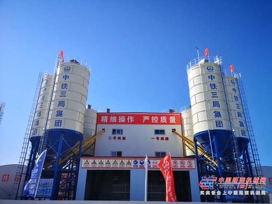 山推建友助力石衡沧港铁路建设