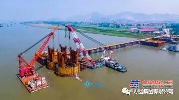 方圆SC100型井道施工升降机服役湖北武穴长江公路大桥建设项目