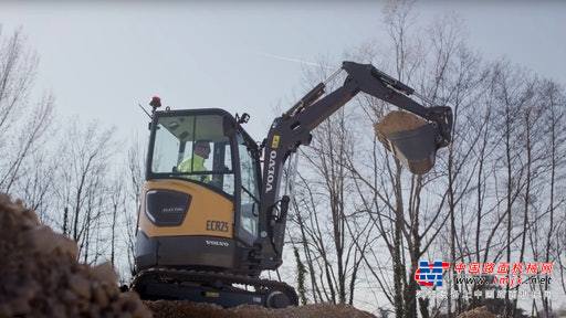 【海外新品】沃尔沃建筑设备公司推出ECR25电动挖掘机