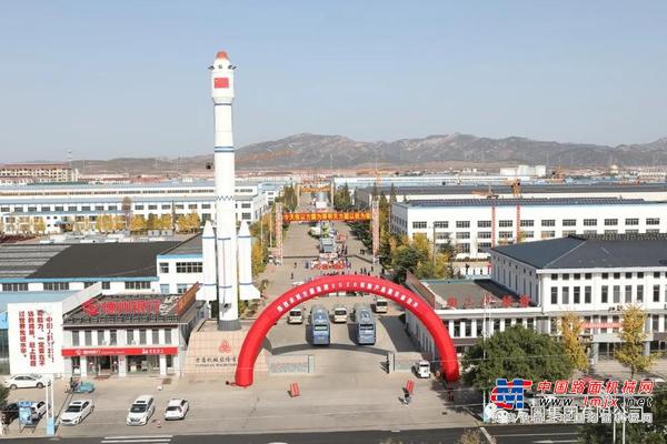 观摩产品展示 参观生产基地 共享发展成果 方圆集团2020年新产品展示会给来宾带来全新体验
