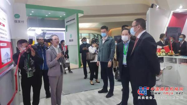 民企之光！三一闪耀第六届中国民营企业合作大会