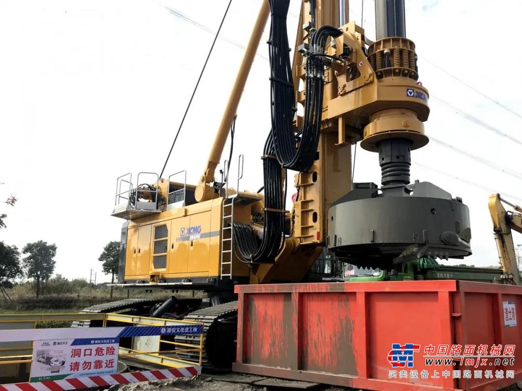 杭绍甬高速复线，作为浙江省大通道建设十大标志性工程之一。项目全长约174公里（含利用杭州湾大桥南接线约24 km），将于2022年杭州亚运会举办之前通车。