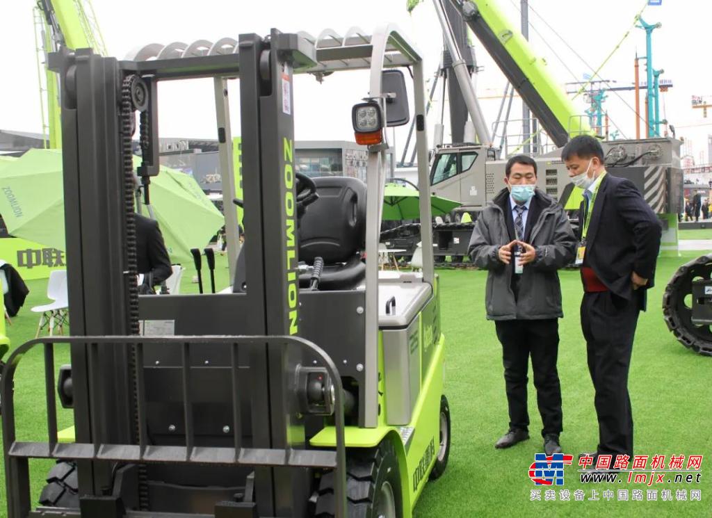 中联重科绿色动力 智享未来 ——工业车辆公司六大产品亮相宝马展