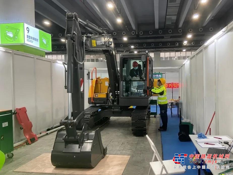沃爾沃：EC75D液壓挖掘機—第一屆全國技能大賽官方指定唯一挖掘機設備