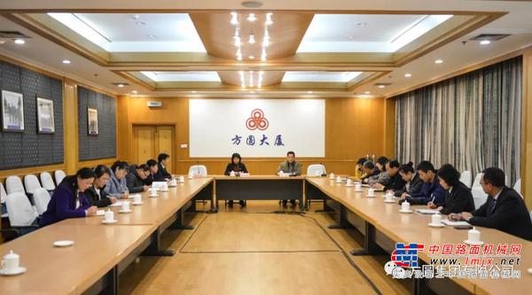 烟台市总工会领导来海阳宣贯十九届五中全会精神