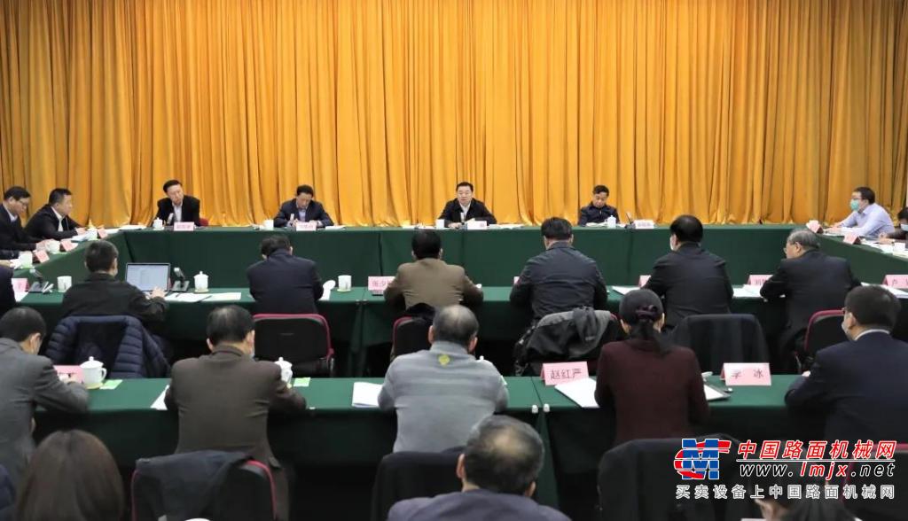 中交集团主要领导参加国资委部分中央企业负责人座谈会