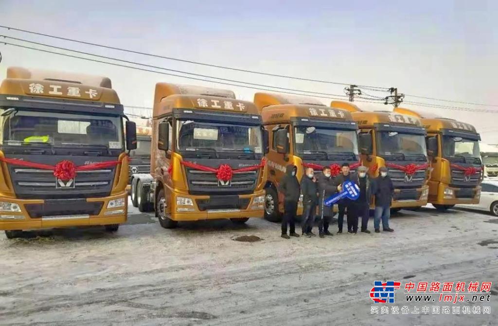 天寒地冻汉风暖！新疆老客户再次回购汉风G7超轻版牵引车！