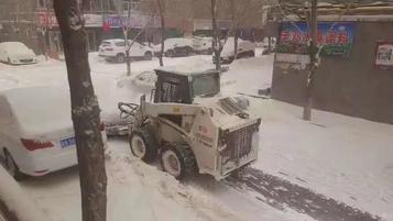 “数九寒冬”，山猫机械守护您的出行！