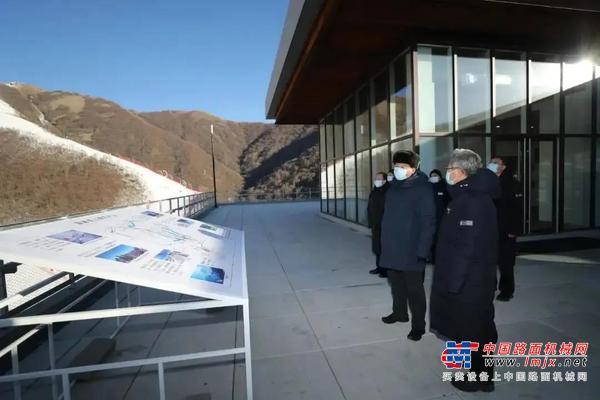 习近平考察调研中交集团参建的国家高山滑雪中心