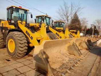 【臨距離】豪橫！清一色8臺山東臨工L952，李老板為何只為一機癡狂？