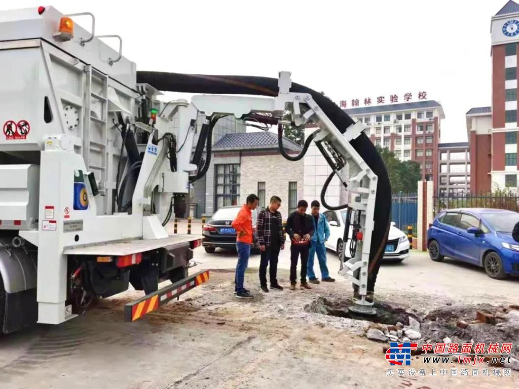 海山机械：挖掘抽吸车入驻广东，为管网施工保驾护航