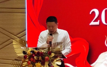 徐工基础 ：感恩有您• E路黔行