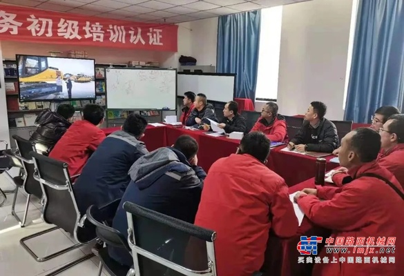 甘肃瑞远柳工：强化技术培训 打造高效品质