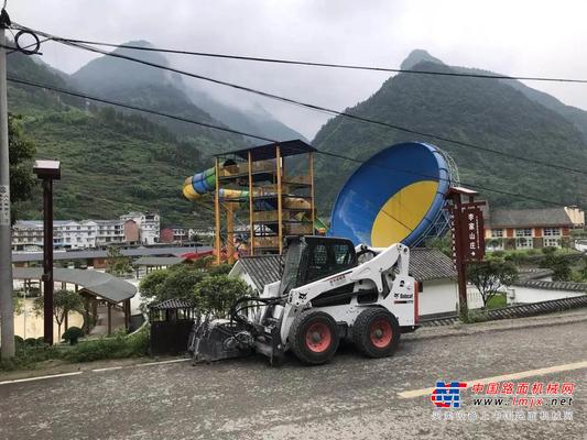 说说山猫道路施工“兵器谱”