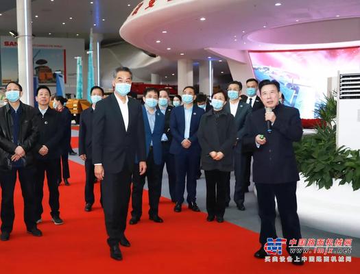 全国政协副主席梁振英：三一充分展示了中国制造的实力