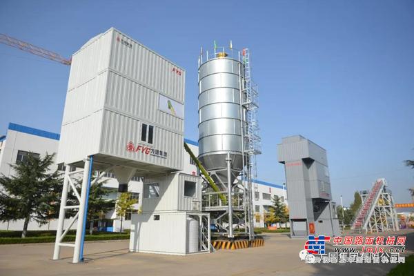方圆斗提式搅拌站助力川藏铁路项目
