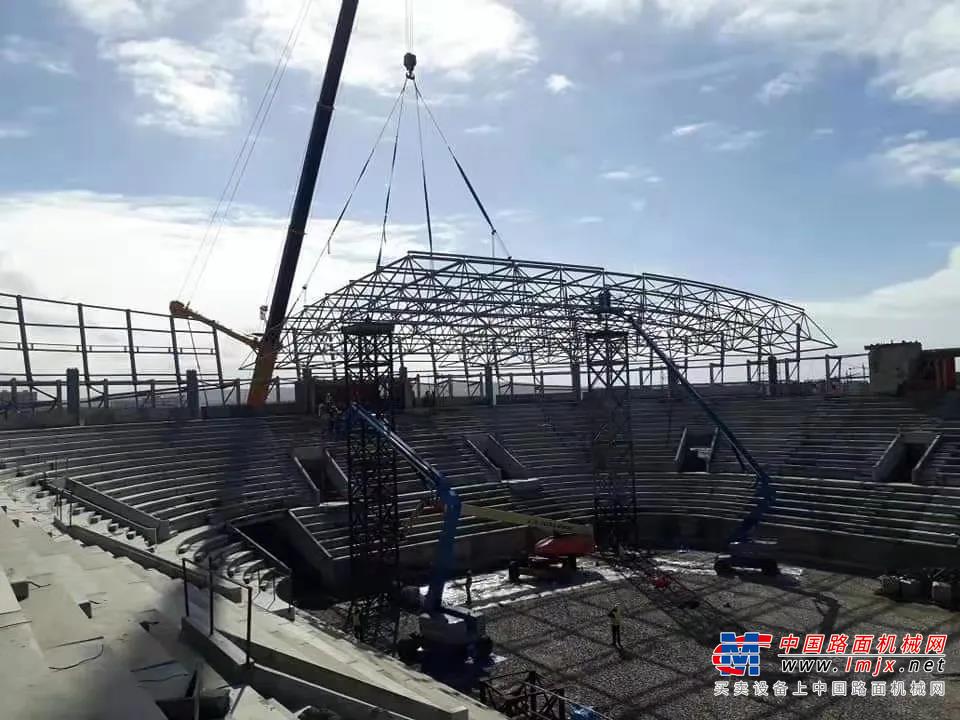 吨位之最	QAY650“建证”摩洛哥