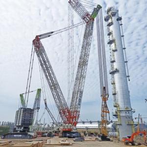 1850吨！中联重科3200吨起重机再刷吊装纪录 圆满助力最大吨级丙烯塔吊装