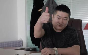 10年，15台三一挖机，一如既往的选择，一切源于20000小时的信任