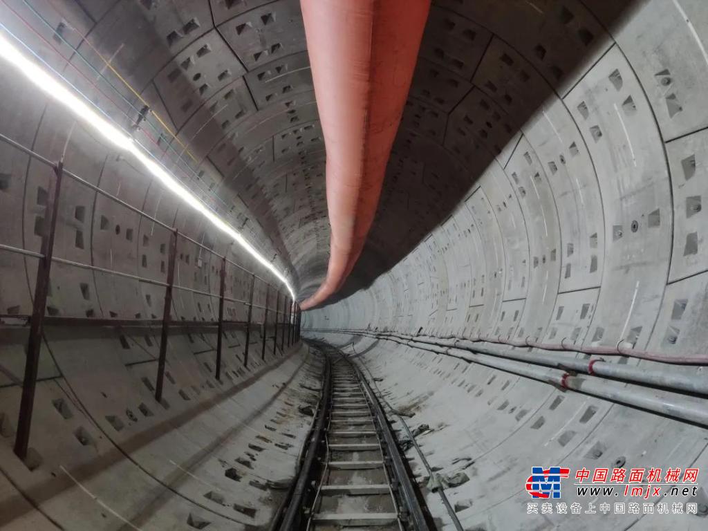 提前81天，铁建重工青岛地铁项目双护盾TBM施工标段全线贯通……