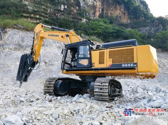 开山神车来啦！柳工即将推出CLG965EHD，开山家族新顶流！