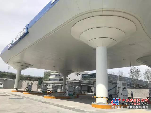 杭叉集團與天津新氫動力合作研發的氫燃料電池叉車首次亮相北京大興氫能國際展示中心