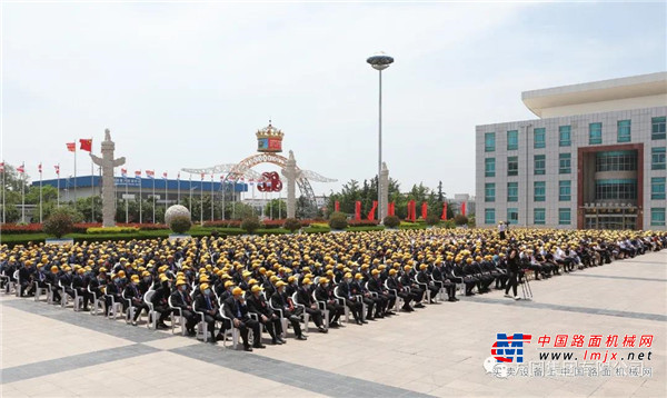 中国工程机械工业协会混凝土机械分会会长符忠轩讲话