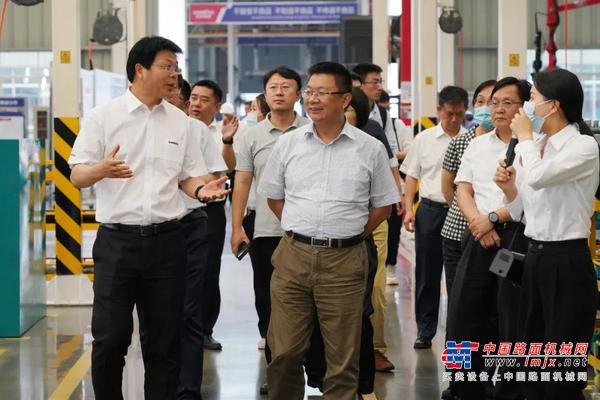 应急管理部科技和信息化司调研山河智能