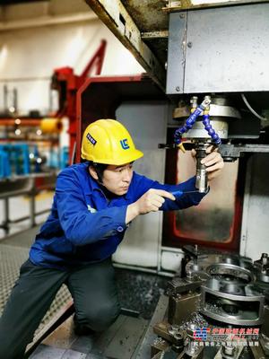 柳工：先锋力量 | 可为与有为：“85后”创新工匠庞淇文的奋斗者之歌