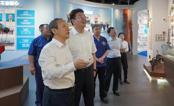 洽谈合作！黑河市委副书记、市长李世峰一行访问徐工