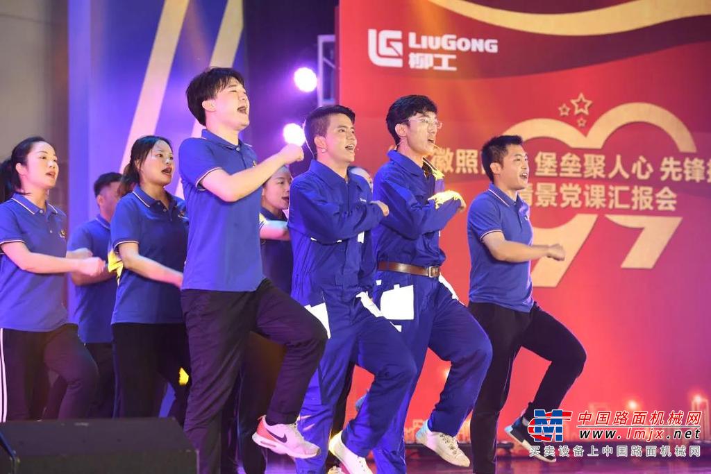 	在振兴中国装备制造业中担当使命