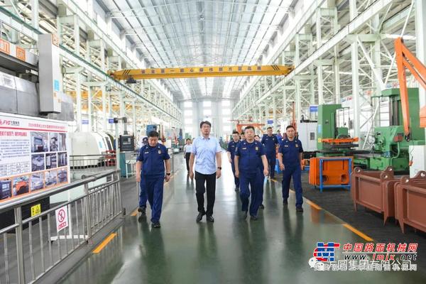 烟台消防支队党委书记、政治委员李飞到方圆集团调研消防安全工作