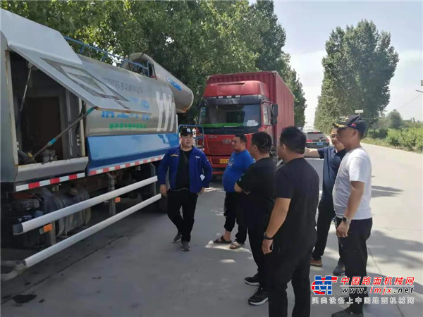 	我们的行程超过十万公里