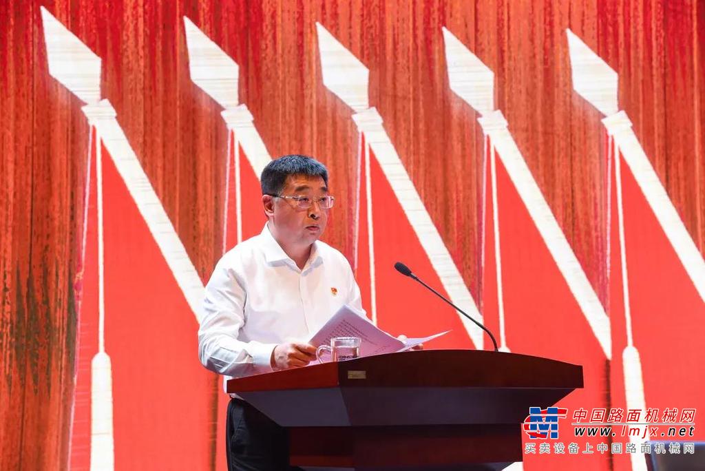	中国共产党成立100年！这是矢志践行初心使命的100年，是筚路蓝缕奠基立业的100年，是创造辉煌开辟未来的100年！