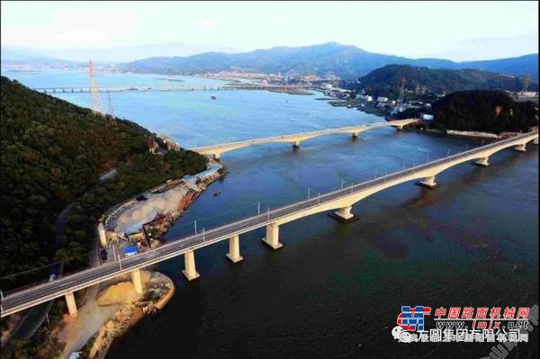 方圆SC100型井道施工升降机服役福建乌龙江大桥重要建设项目