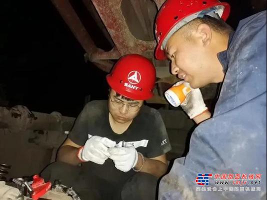 三一重工【优秀服务事迹】星夜兼程，只为客户