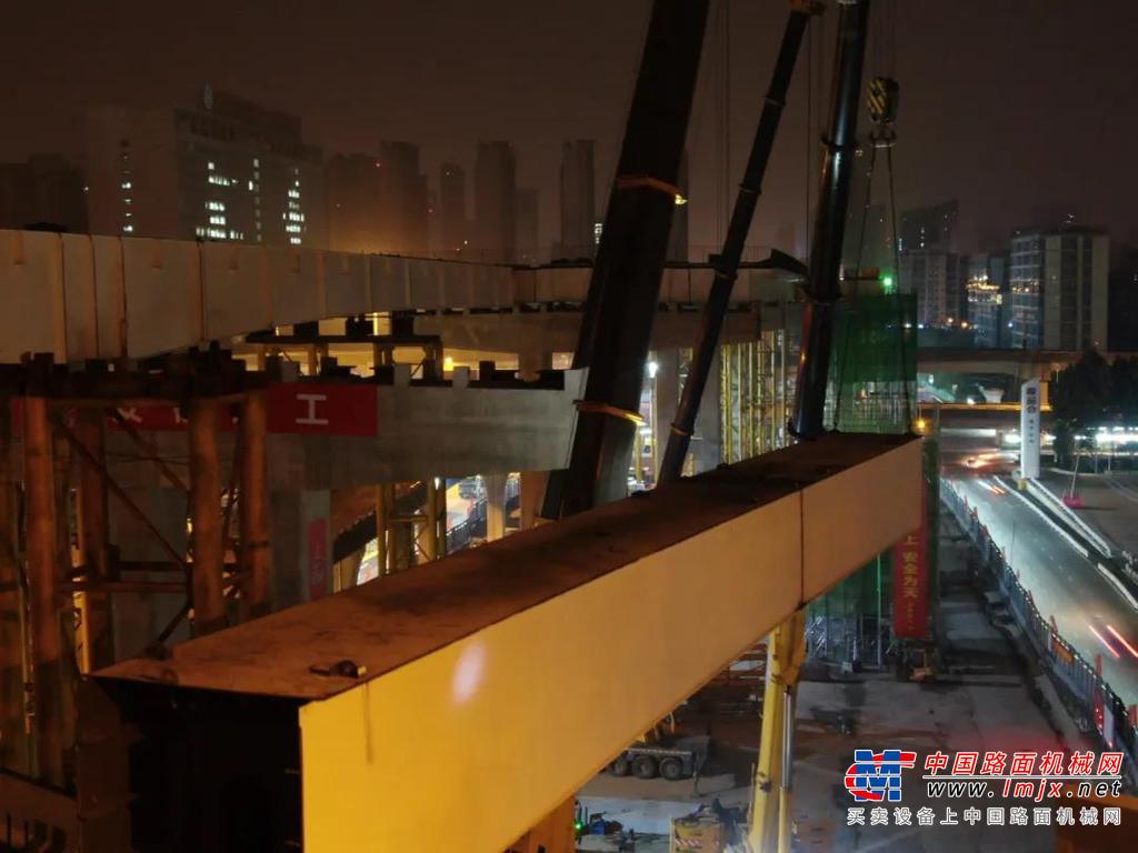 	近日，“徐工金”在华东