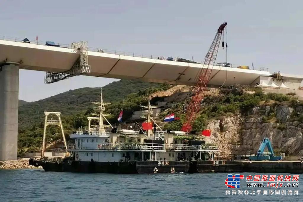 图丨参建佩列沙茨大桥的三一装备
