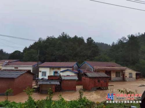 湖北随县柳林镇遭遇极端强降雨！已致21人遇难 4人失联